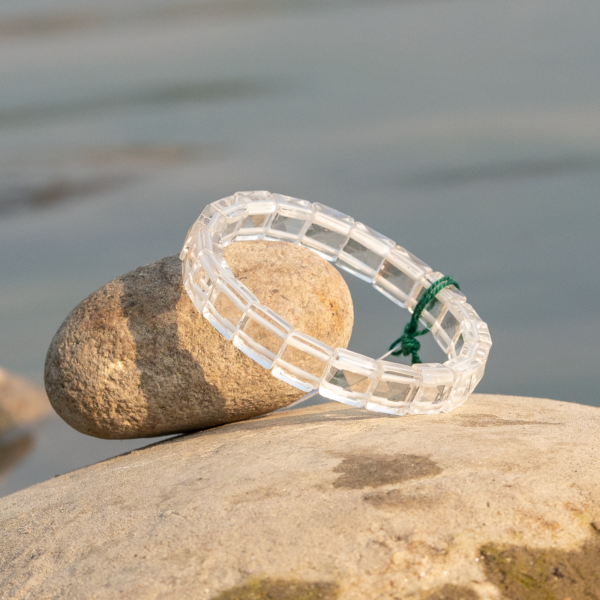 20-1.png Clear Quartz Flat